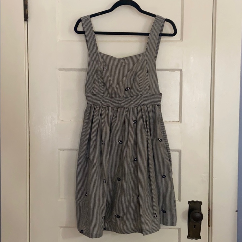 Stripped Pinafore w embroidered eyes XS